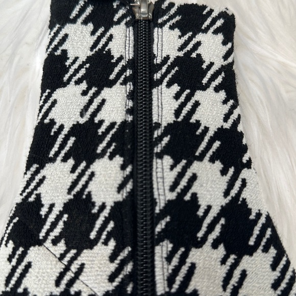 AMINA MUADDI
Stretch Knit Lydia Ankle Boots size36/US 6 - Picture 9 of 15